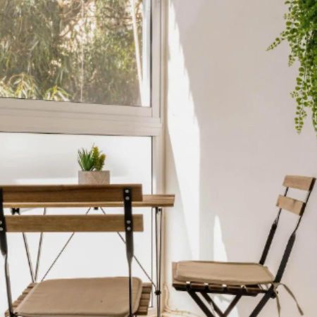 Central 1Br Oasis, Fast Fiber Wifi, Free Parking, Free Netflix With Shelter Haifa Kültér fotó